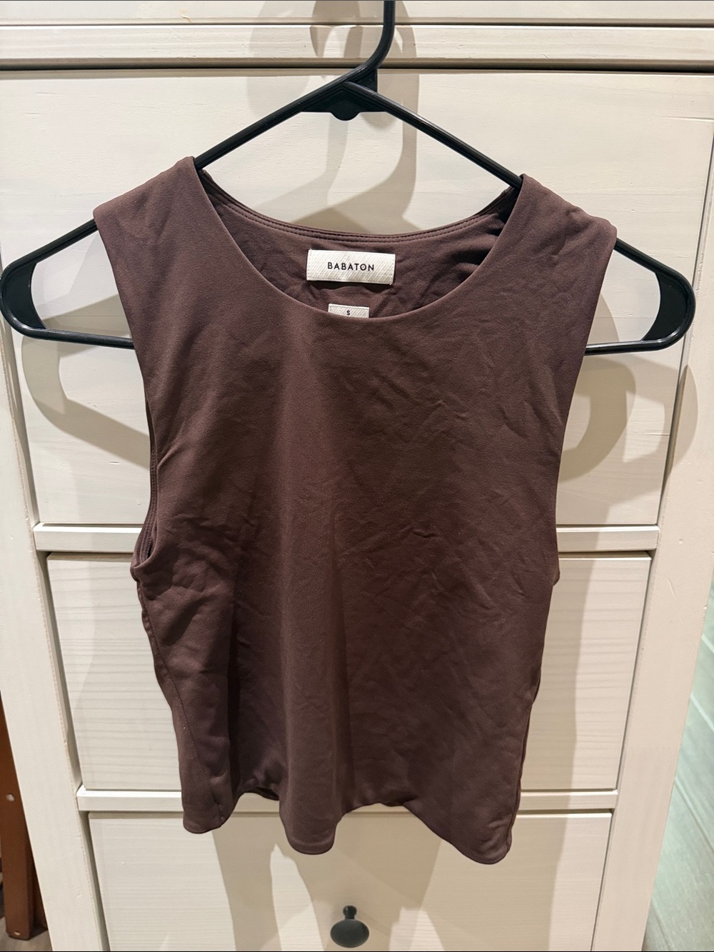 BABATON contour brown tank top